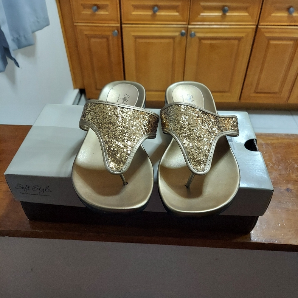 Women slides thong